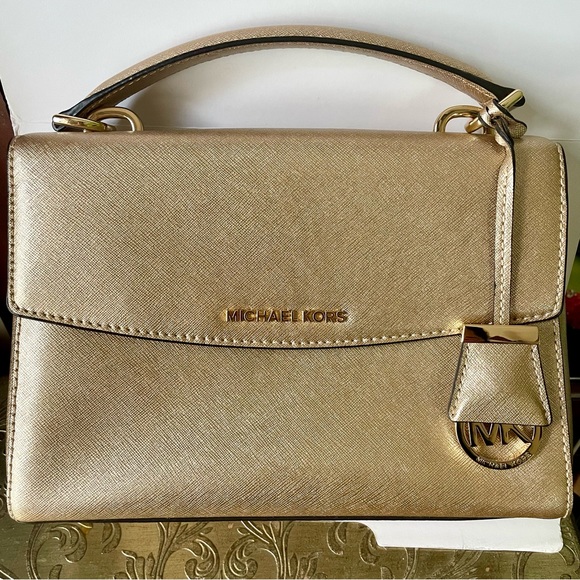 MICHAEL KORS AVA PALE GOLD SAFFIANO LEATHER CROSSBODY HANDBAG - Picture 3 of 5